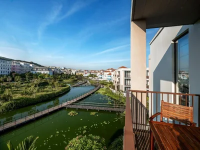 Villa Deluxe 2 chambres vue lac — Oakwood Ha Long